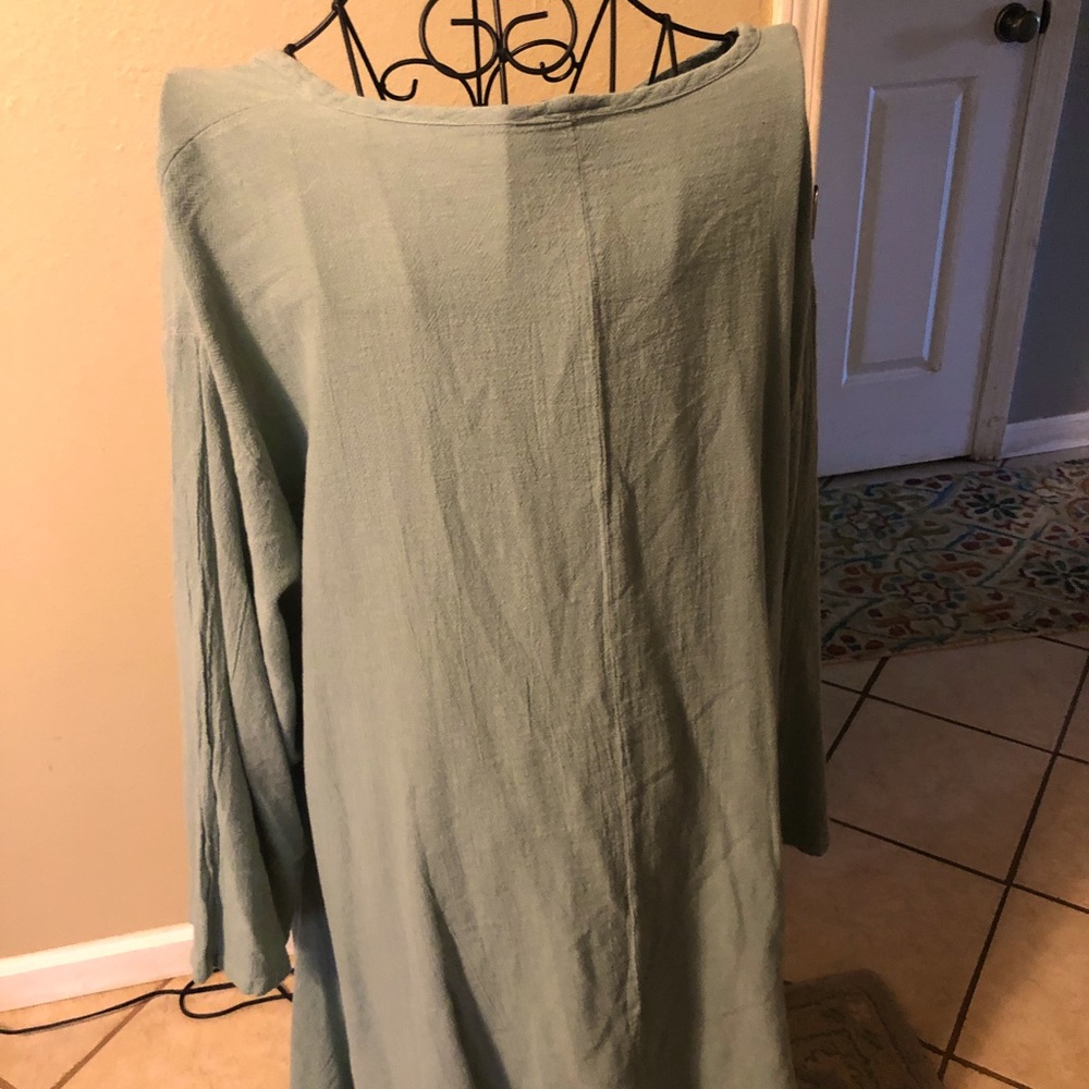 Beautiful gray- blue Oh My Gauze swing top